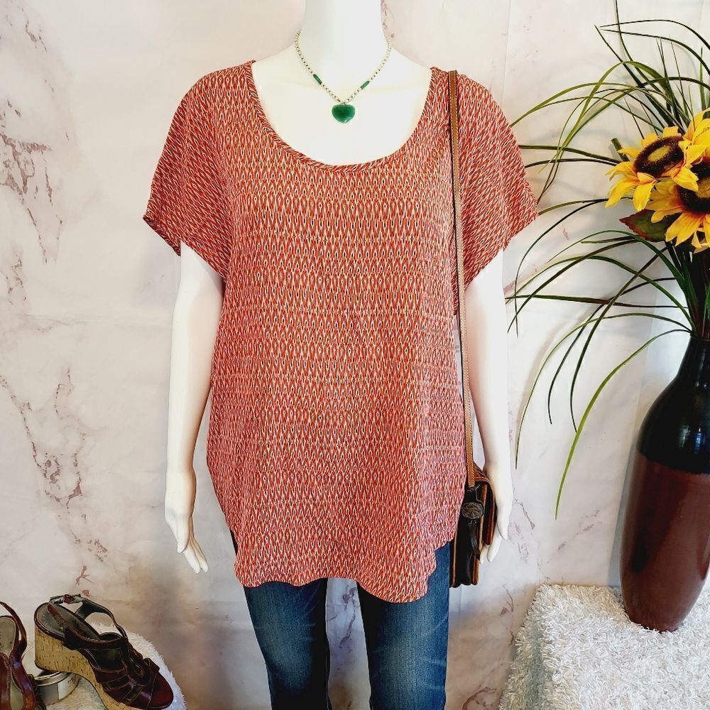 Joie super soft silk print coral and blue top